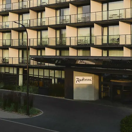 מלון Radisson 4*