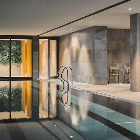 מלון Radisson 4*