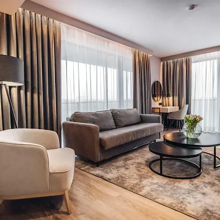 מלון Radisson 4*