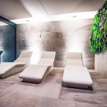 Radisson מלון קולובז'ג