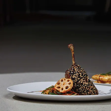 Radisson מלון 4*