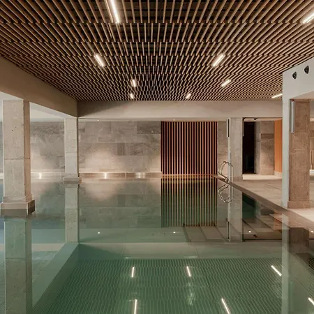 فندق Radisson 4*