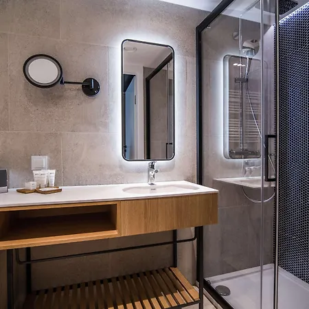 Ξενοδοχείο Radisson 4*