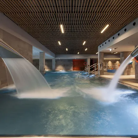 فندق Radisson 4*